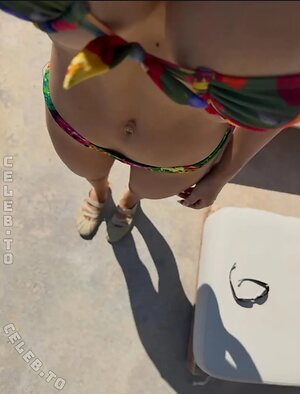 Emily Ratajkowski Nude Leaked Photo #272