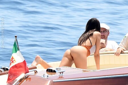 Emily Ratajkowski Nude Leaked Photo #436