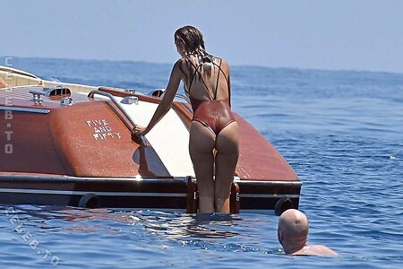 Emily Ratajkowski Nude Leaked Photo #459