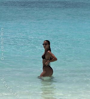 emilykhll Nude Leaked Photo #8
