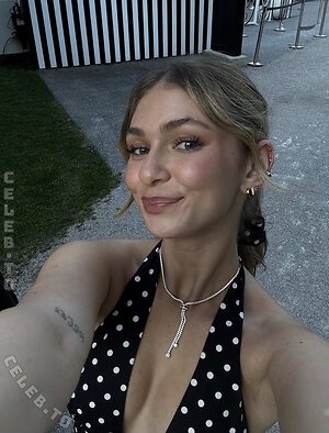 Emilylior Nude Leaked Photo #98