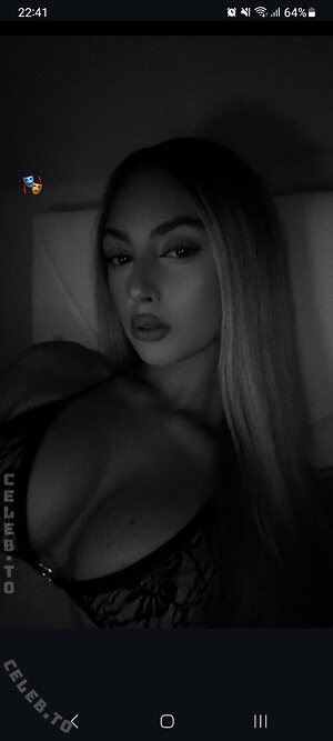 Emily._.mhl Nude Leaked Photo #42
