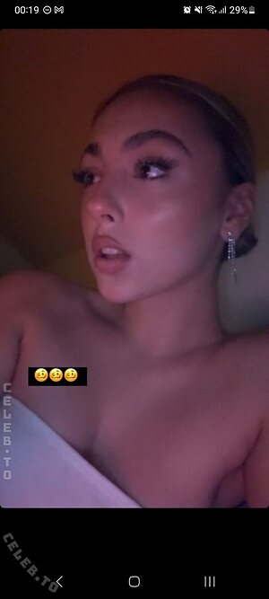Emily._.mhl Nude Leaked Photo #88