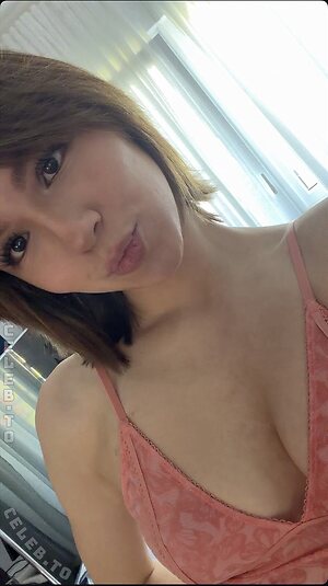 Emilyynl Nude Leaked Photo #37
