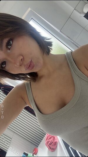 Emilyynl Nude Leaked Photo #40