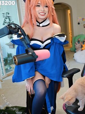 Emiru Nude Leaked Photo #38