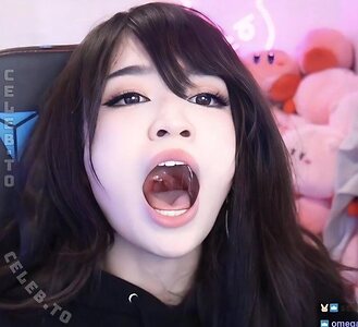 Emiru Nude Leaked Photo #68