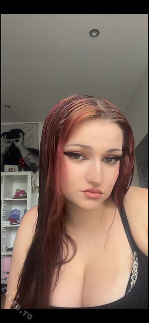 emma.muucc Nude Leaked Photo #2