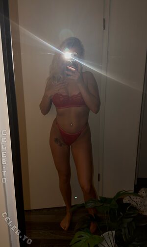 emx.neli Nude Leaked Photo #8