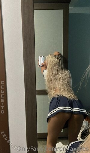 enyadres Nude Leaked Photo #37