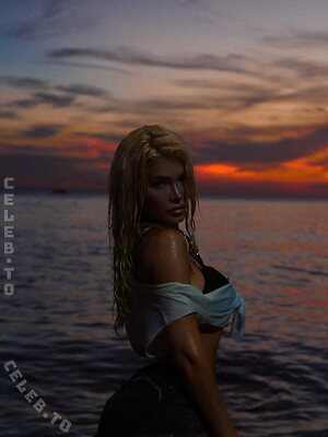 Era Istrefi Nude Leaked Photo #105
