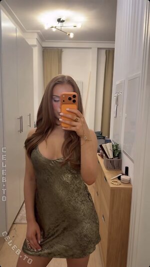 Erda Nude Leaked Photo #64