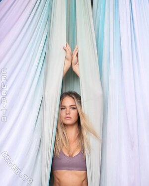 Erin Heatherton Nude Leaked Photo #132