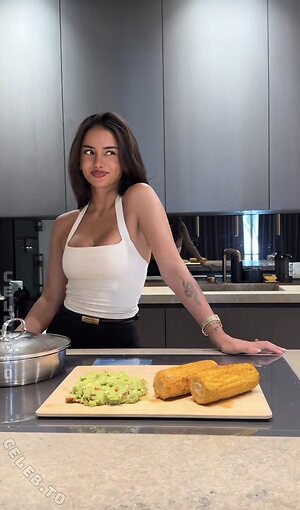Esra Algac Nude Leaked Photo #94