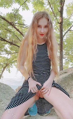 Eva Ava Nude Leaked Photo #10