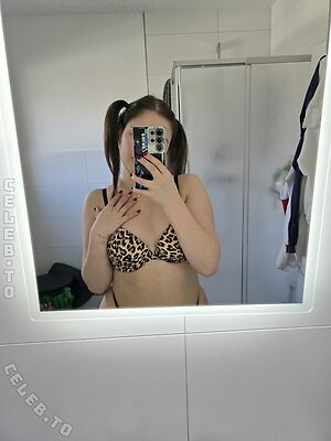Evelynxka Nude Leaked Photo #125