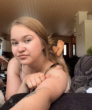 Evviepp Nude Leaked Photo #21