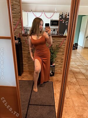 Evviepp Nude Leaked Photo #35