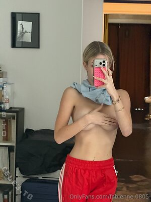 fabienne.0805 Nude Leaked Photo #247