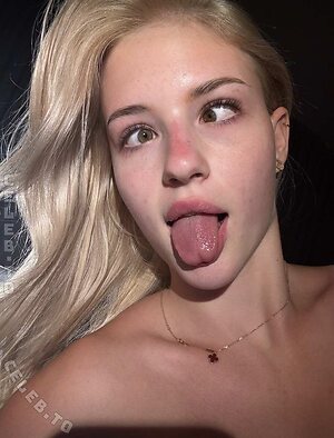 fabienne.0805 Nude Leaked Photo #377