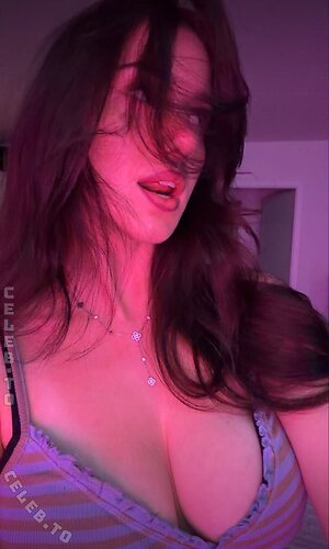 Faye.sxh Nude Leaked Photo #139