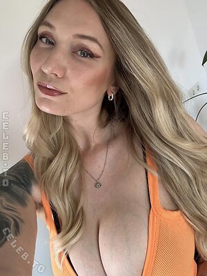 Fiona Fuchs Nude Leaked Photo #73