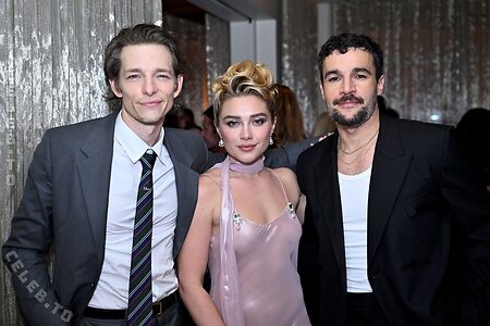 Florence Pugh Nude Leaked Photo #93