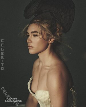 Florence Pugh Nude Leaked Photo #102
