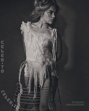 Florence Pugh Nude Leaked Photo #108