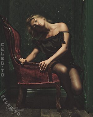 Florence Pugh Nude Leaked Photo #115