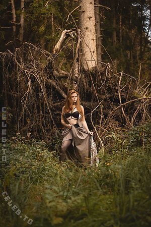 Foxydirndl Nude Leaked Photo #11