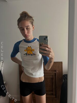 Fredie Halter Nude Leaked Photo #9