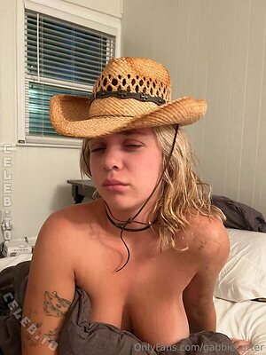 Gabbie Carter Nude Leaked Photo #156