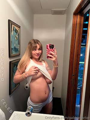 Gabbie Carter Nude Leaked Photo #293