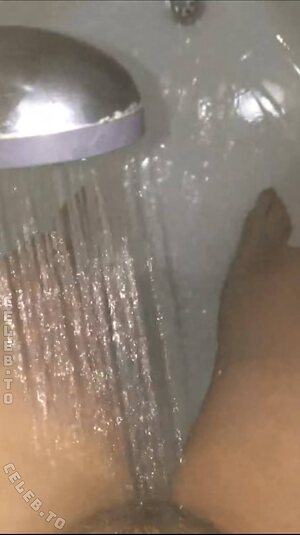 Gala Black Nude Leaked Photo #33