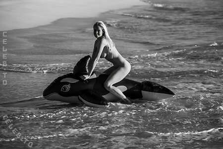 Genevieve Morton Nude Leaked Photo #205