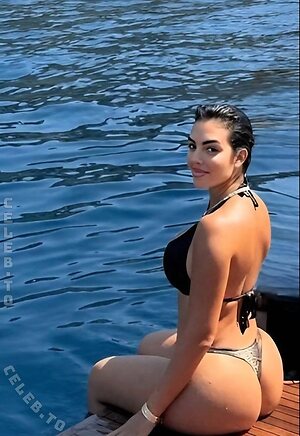 Georgina Rodriguez Hernández Nude Leaked Photo #56