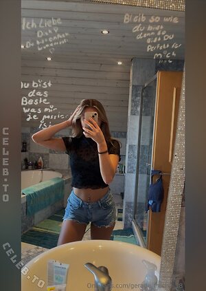 gerade_freche_18 Nude Leaked Photo #9