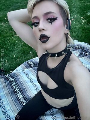 GhostieGoo Nude Leaked Photo #18