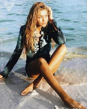 Gigi Hadid photo