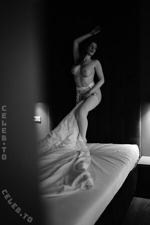 Ginger Mia Nude Leaked Photo #29