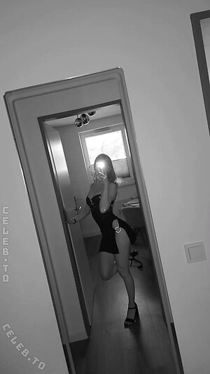 Goddess Norina Nude Leaked Photo #12