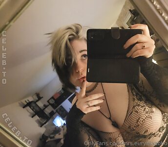 Goddess Victoria photo