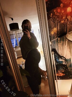 Goddess Victoria photo