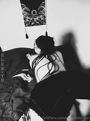 Goddess Victoria photo