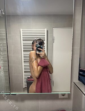 Gwendolynceline Nude Leaked Photo #349