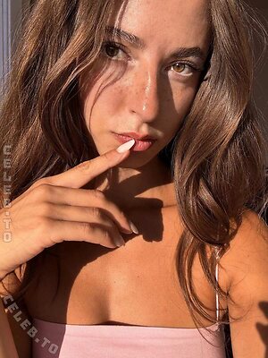 Gymgirllaura photo
