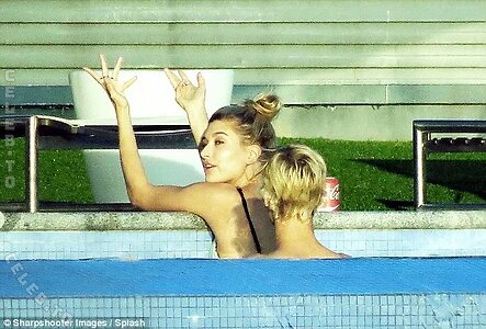 Hailey Bieber Nude Leaked Photo #75