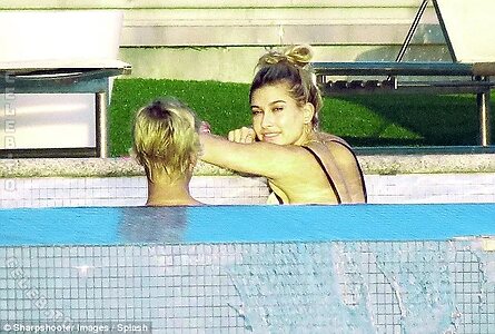 Hailey Bieber Nude Leaked Photo #81
