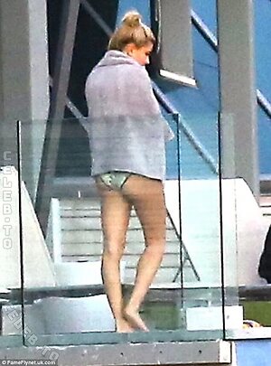 Hailey Bieber Nude Leaked Photo #83
